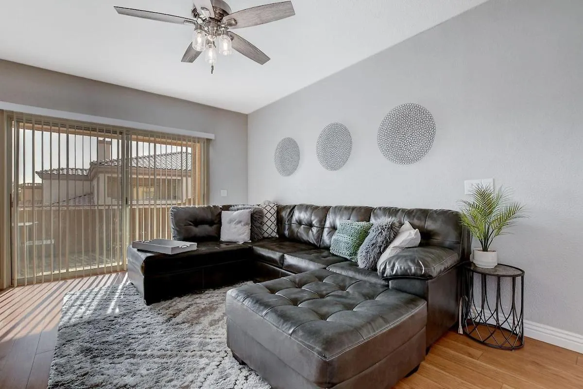 Apartment Gated 2Bd Condo Near Summerlin! Las Vegas United States